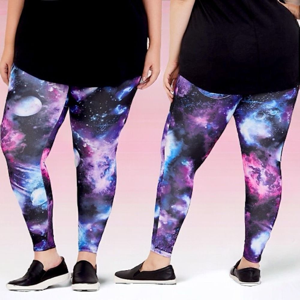 Torrid Celestial Galaxy Print Scuba Leggings Size 2 2XL - Picture 2 of 15